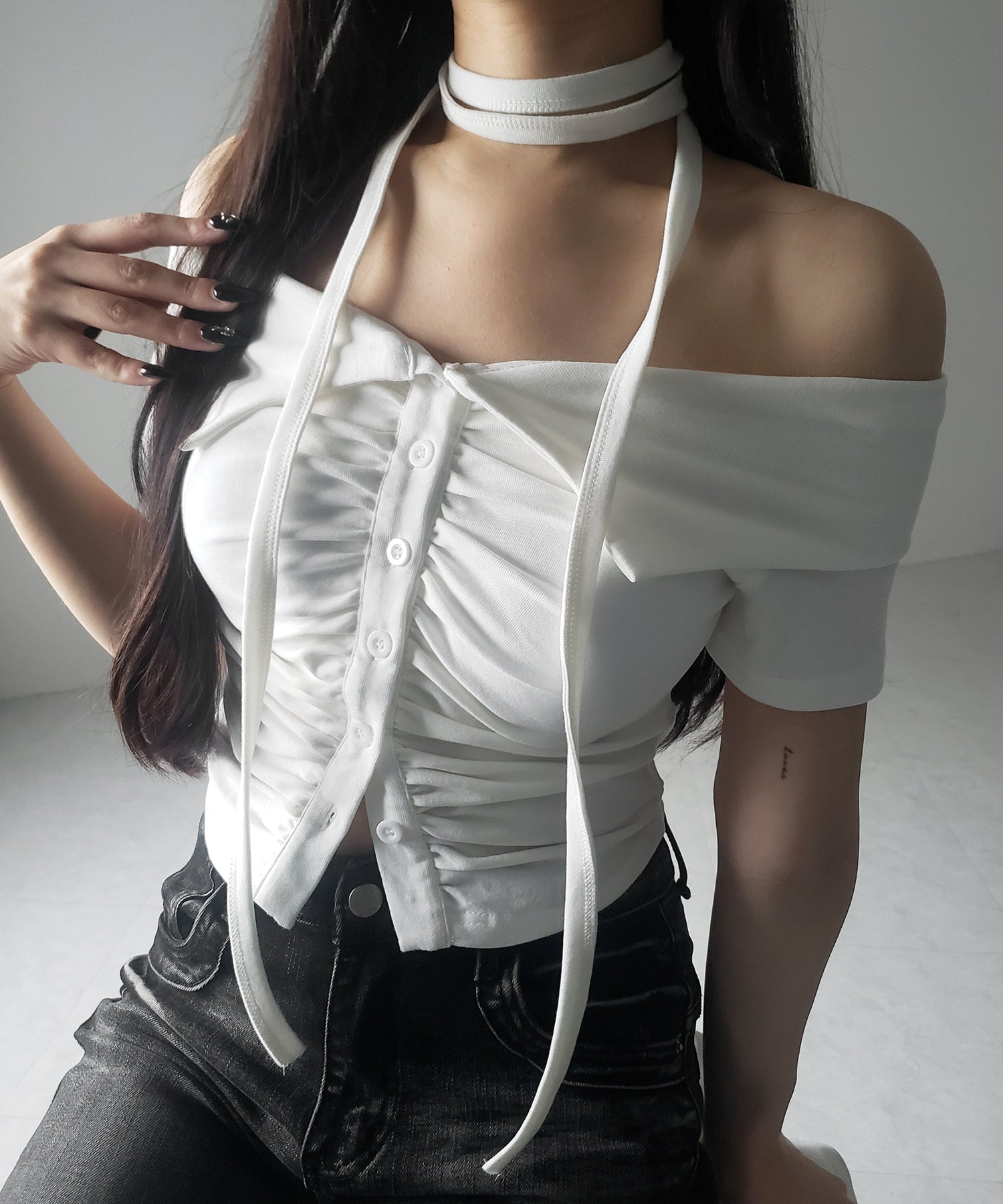 【 ３color 】チョーカーロングタイ付き　オフショルダータックギャザーＴシャツ ／ choker long tie SET offshoulder tuck gather slim T-shirt