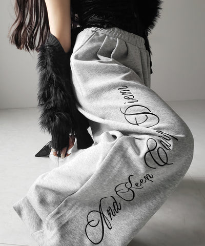 レタリングロゴ刺繍ワイドスウェットパンツ ／ lettering logo embroidery wide sweatpants