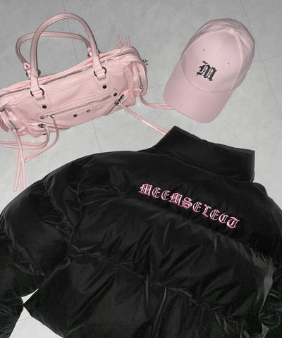【 新色ピンクが追加！ 】グランジロゴ刺繍ショートパフ中綿ジャケット ／ grunge logo embroidery short puff fake down jacket