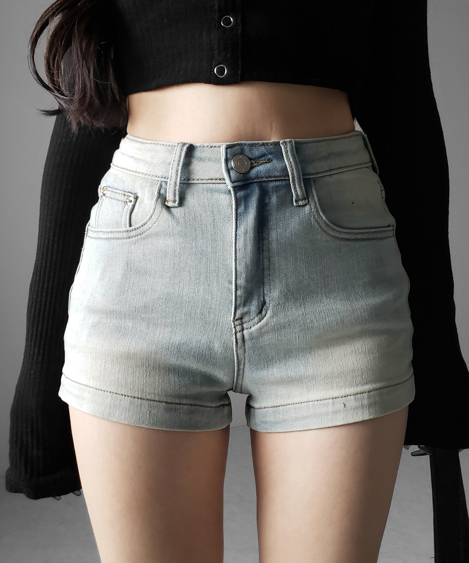 ハイウエストストレッチデニムタイトショートパンツ ／ high wast stretch denim tight short pants