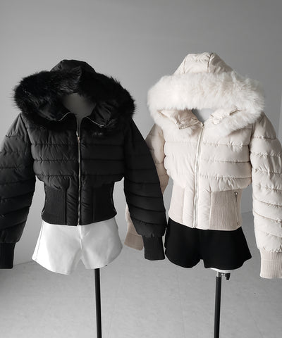 ウエストマークファーフードレディフェイクダウンジャケット ／ waist mark fur hooded lady fake down jacket