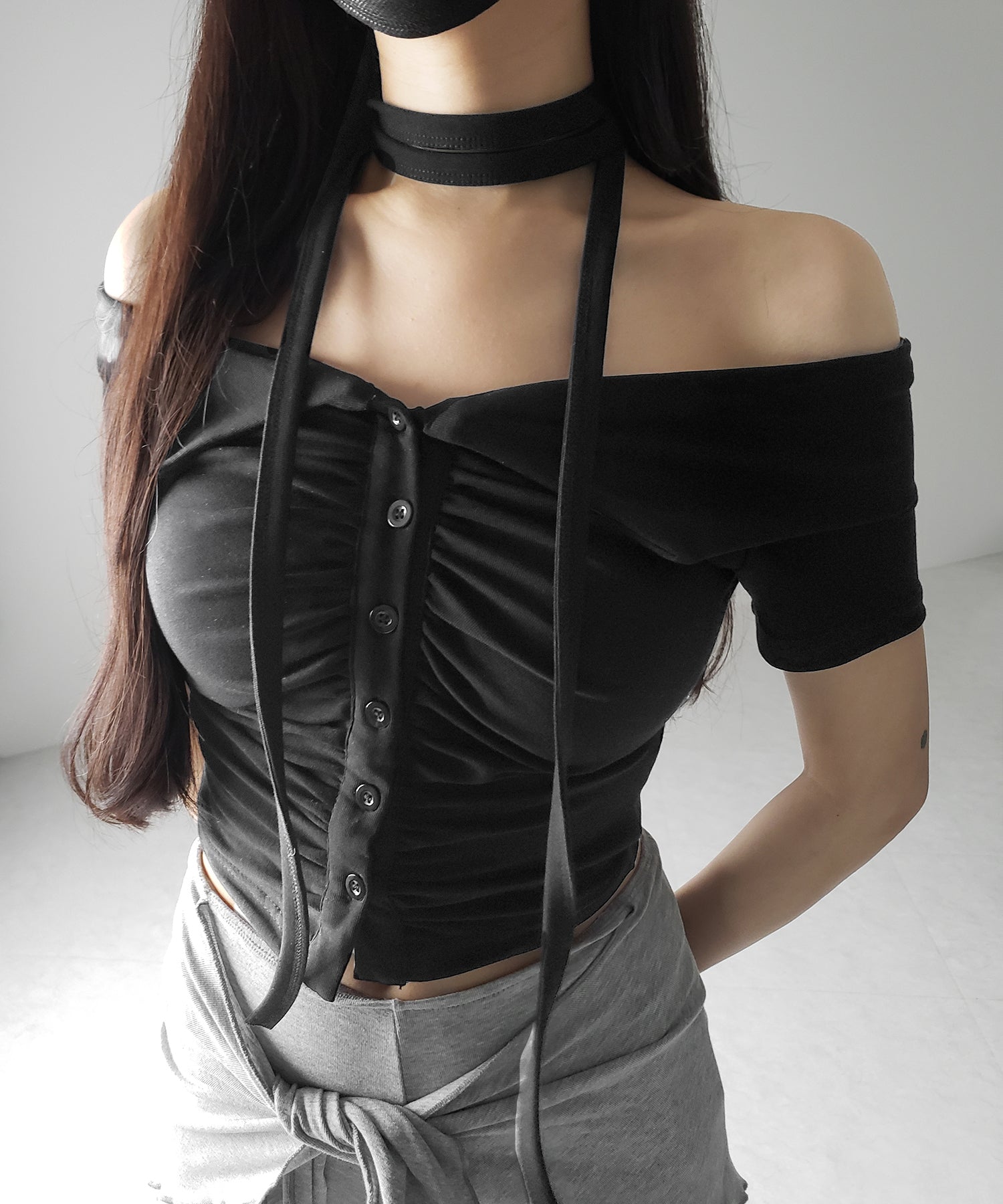【 ３color 】チョーカーロングタイ付き　オフショルダータックギャザーＴシャツ ／ choker long tie SET offshoulder tuck gather slim T-shirt