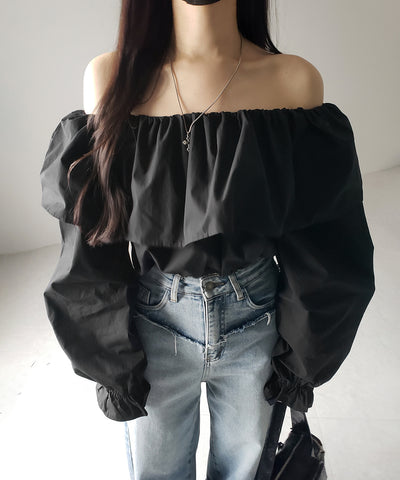 【 ２color 】オフショルダーフリルショートブラウス ／off shoulder frill short blouse