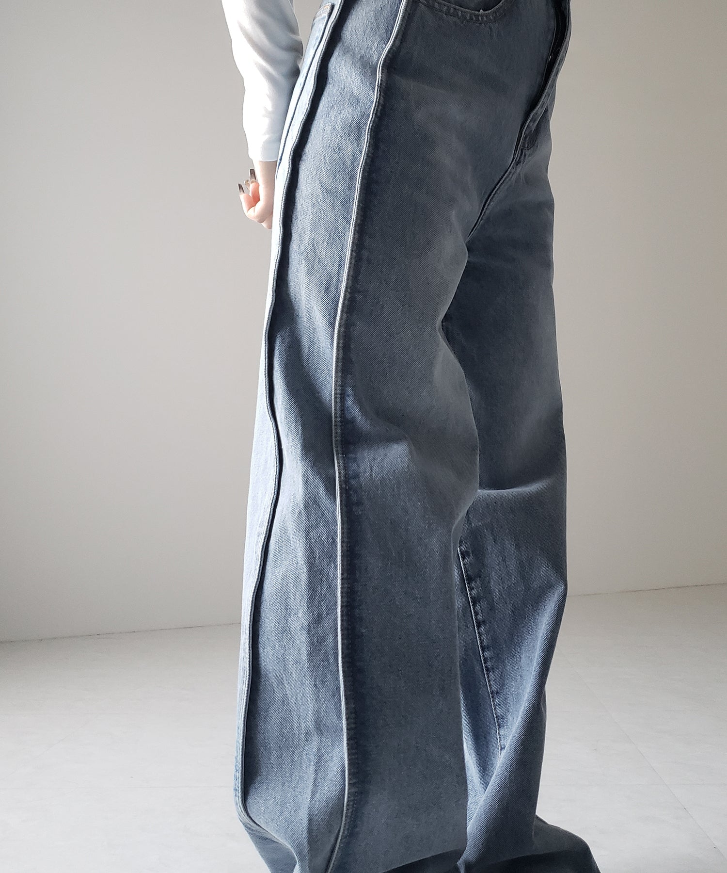 【 ３color ／ ４size 】サイドタック切替ハイウエストストレートデニム ／side tack kirikae highwaist straight denim