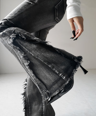 【 ２color ／ ４size 】ヴィンテージライクフリンジストレッチフレアデニム ／ Vintage-like fringe stretch flare denim