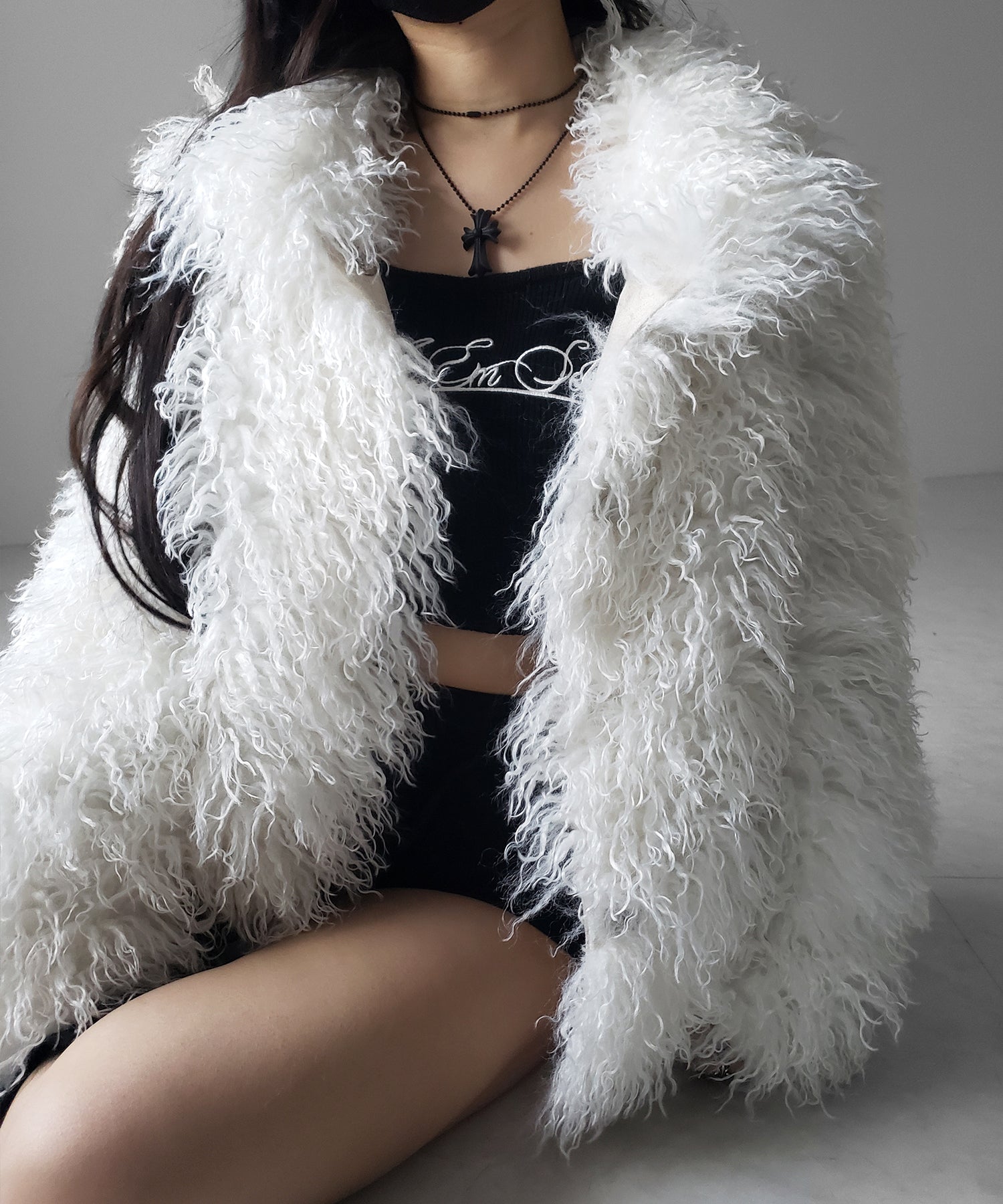 シャギーフェイクファーレディミドルコート ／ shaggy fake fur lady middle coat