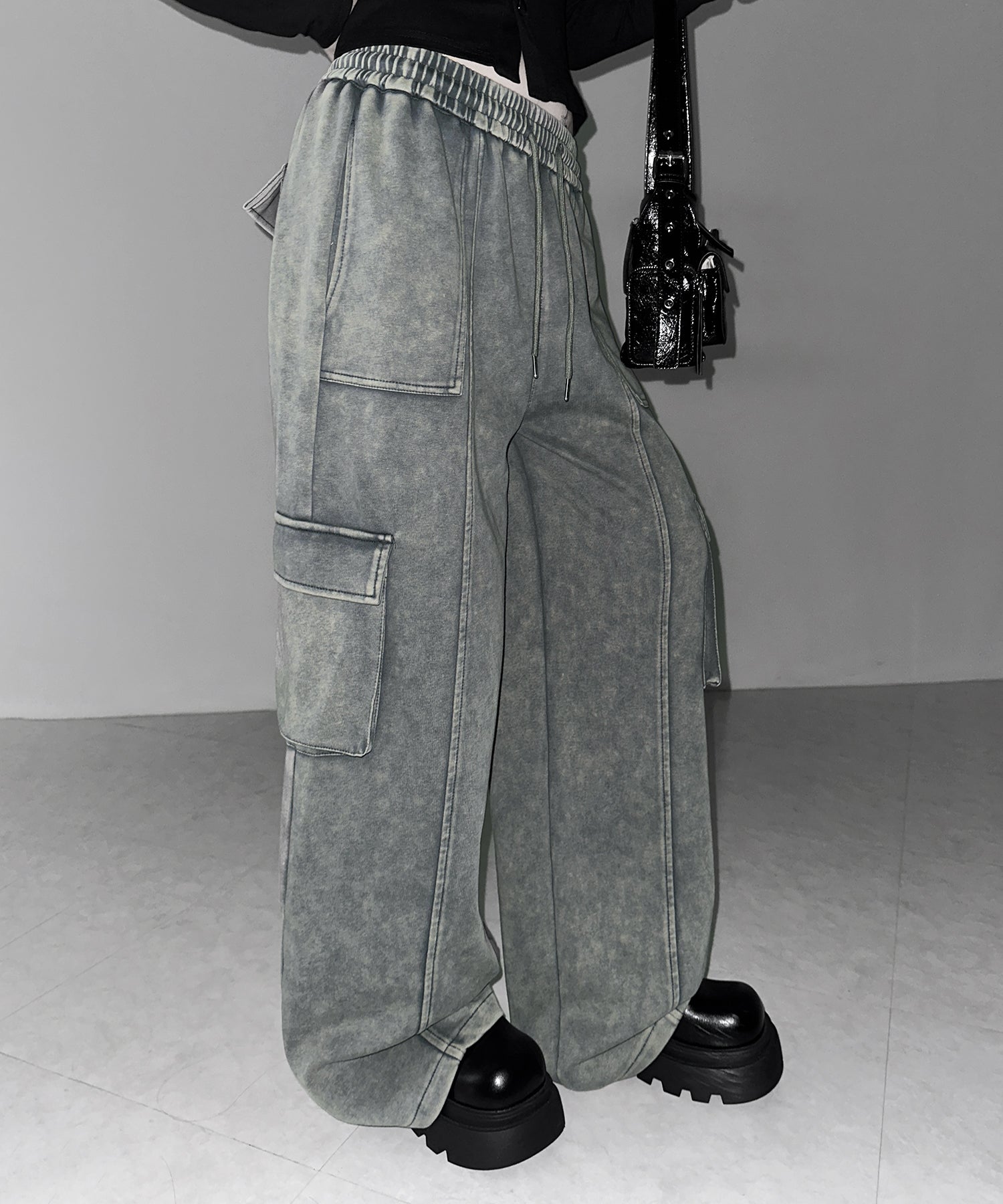 ピグメントヴィンテージヘビーワイドカーゴスウェットパンツ ／ pigment vintage heavy wide cargo sweatpants