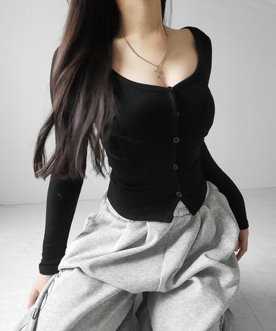 【 裏微起毛 】フロントボタンタイトリブカットソートップス ／ front button tight ribbed cutsew tops