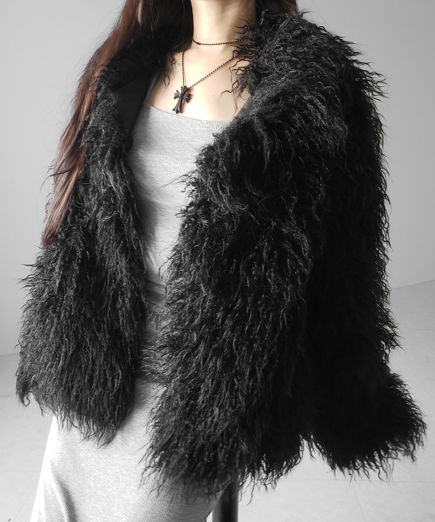 シャギーフェイクファーレディミドルコート ／ shaggy fake fur lady middle coat