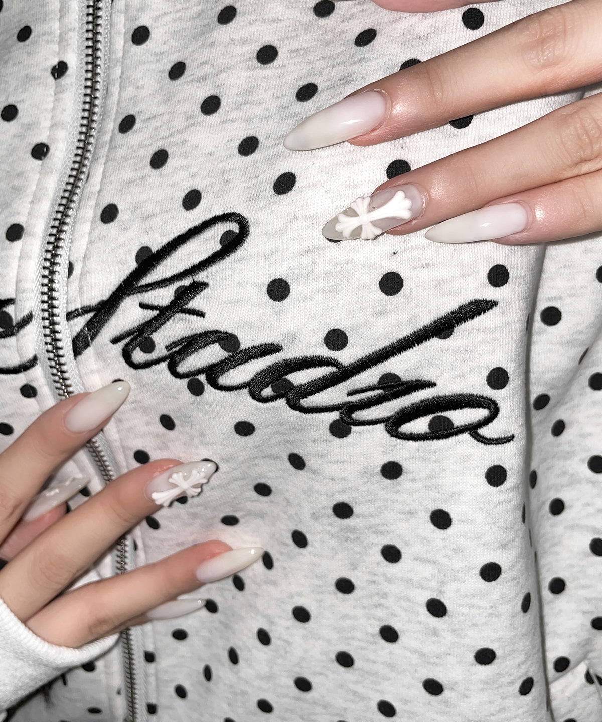 レタリングロゴ刺繍ドットラインオーバースウェットブルゾン ／ lettering logo embroidery dot line over sweat blouson