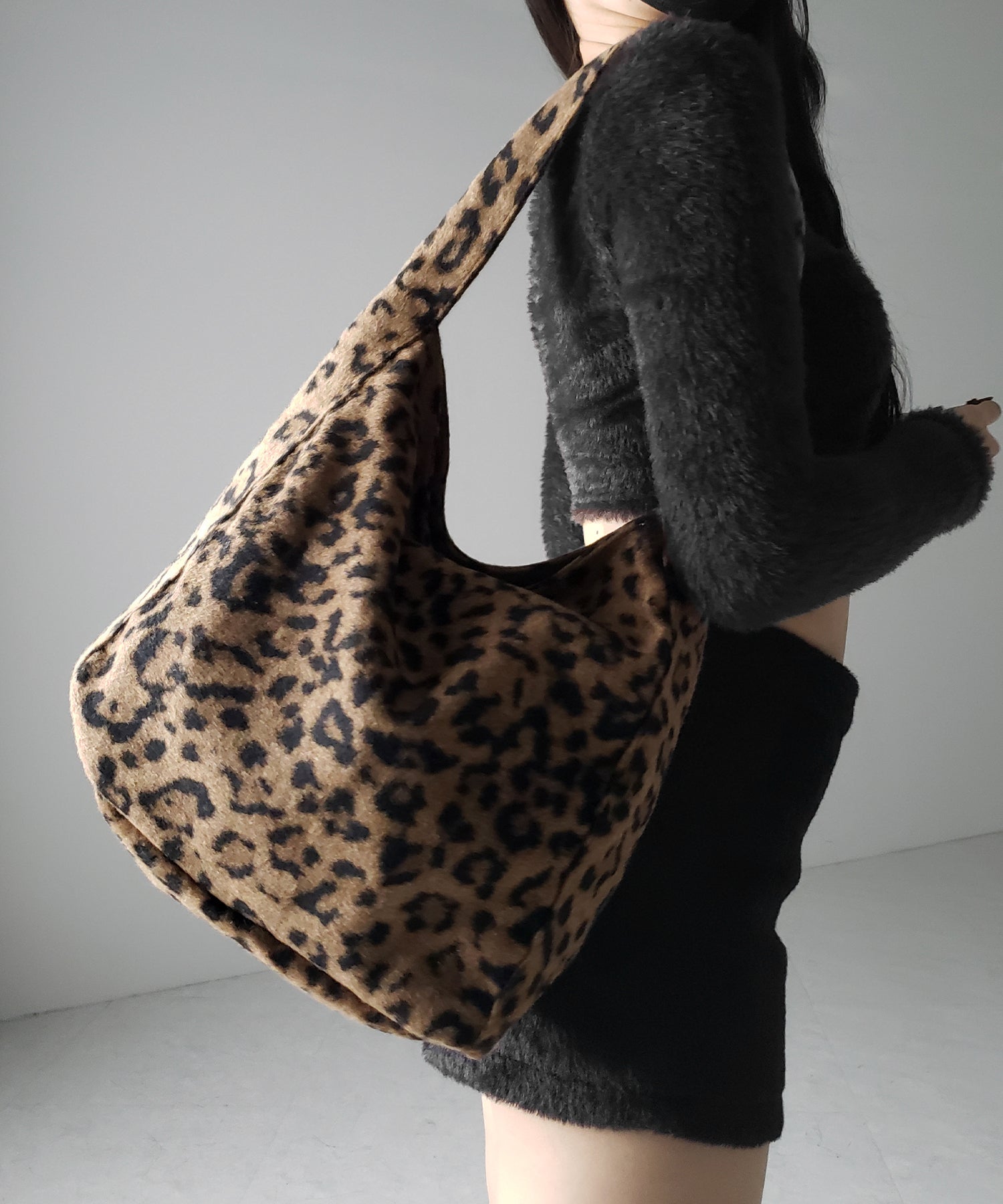 【 ２color 】レオパードワンハンドルショルダートートバッグ ／ leopard onehandle shoulder tote bag