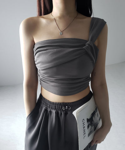 【 カップ付き 】ワンショルアシンメトリーショートキャミソール ／ one shoulder asymmetry short camisole