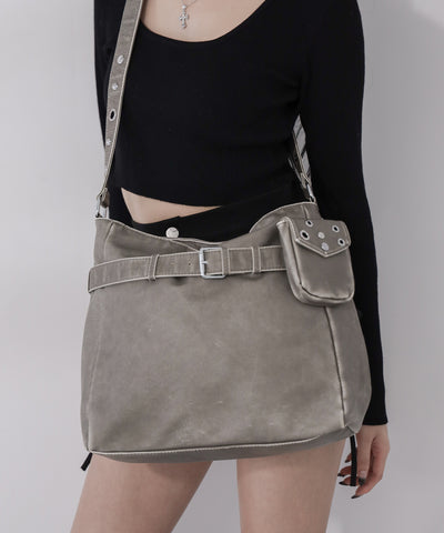 【 A4収納可 】ミニポーチ付きスタッズベルトヴィンテージフェイクレザーショルダーバッグ ／ mini poach SET studs belt vintage fake leather shoulder bag