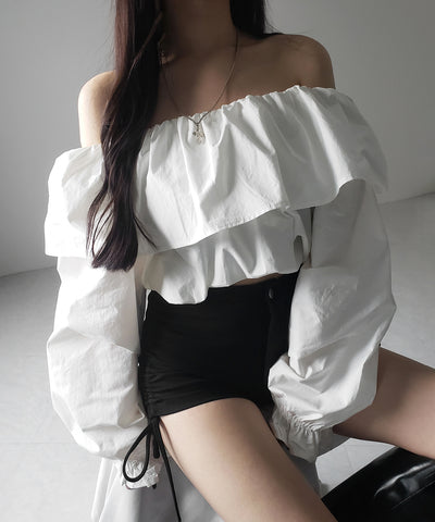 【 ２color 】オフショルダーフリルショートブラウス ／off shoulder frill short blouse