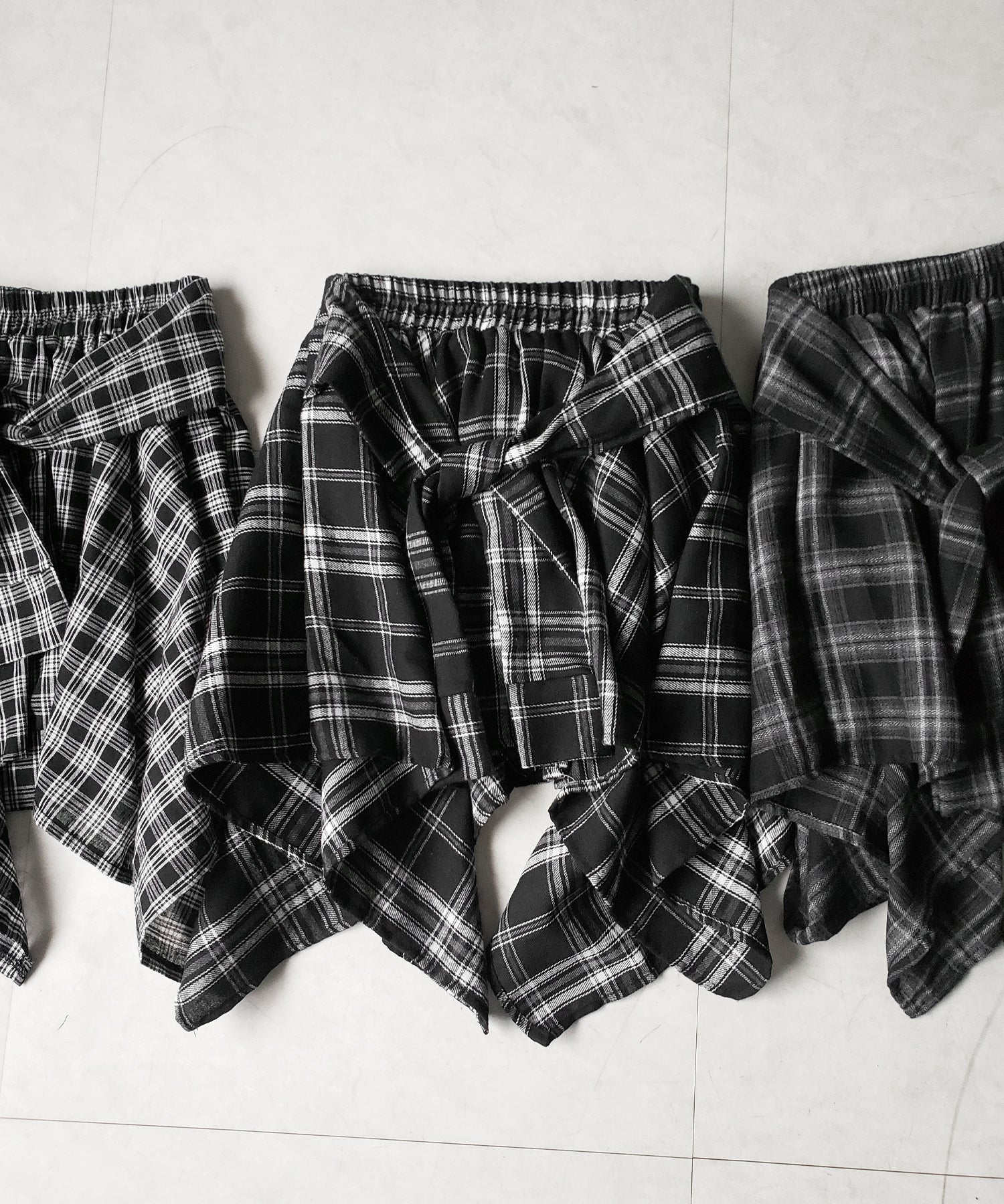 【 選べる２素材／インナーパンツ裏地付 】シャツレイヤードチェックミニスカート ／ shirt layered check mini skirt