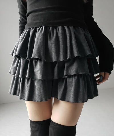 【 ３color 】３段フリルカットソーミニスカパン ／ 3 frill cutsew mini skirt pants