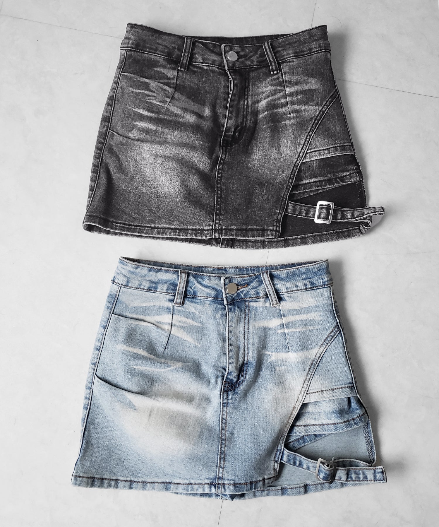 【 インパン裏地付 】カットアウトベルトストラップデニムミニスカパン ／ cutout belt strap denim mini skirt pants