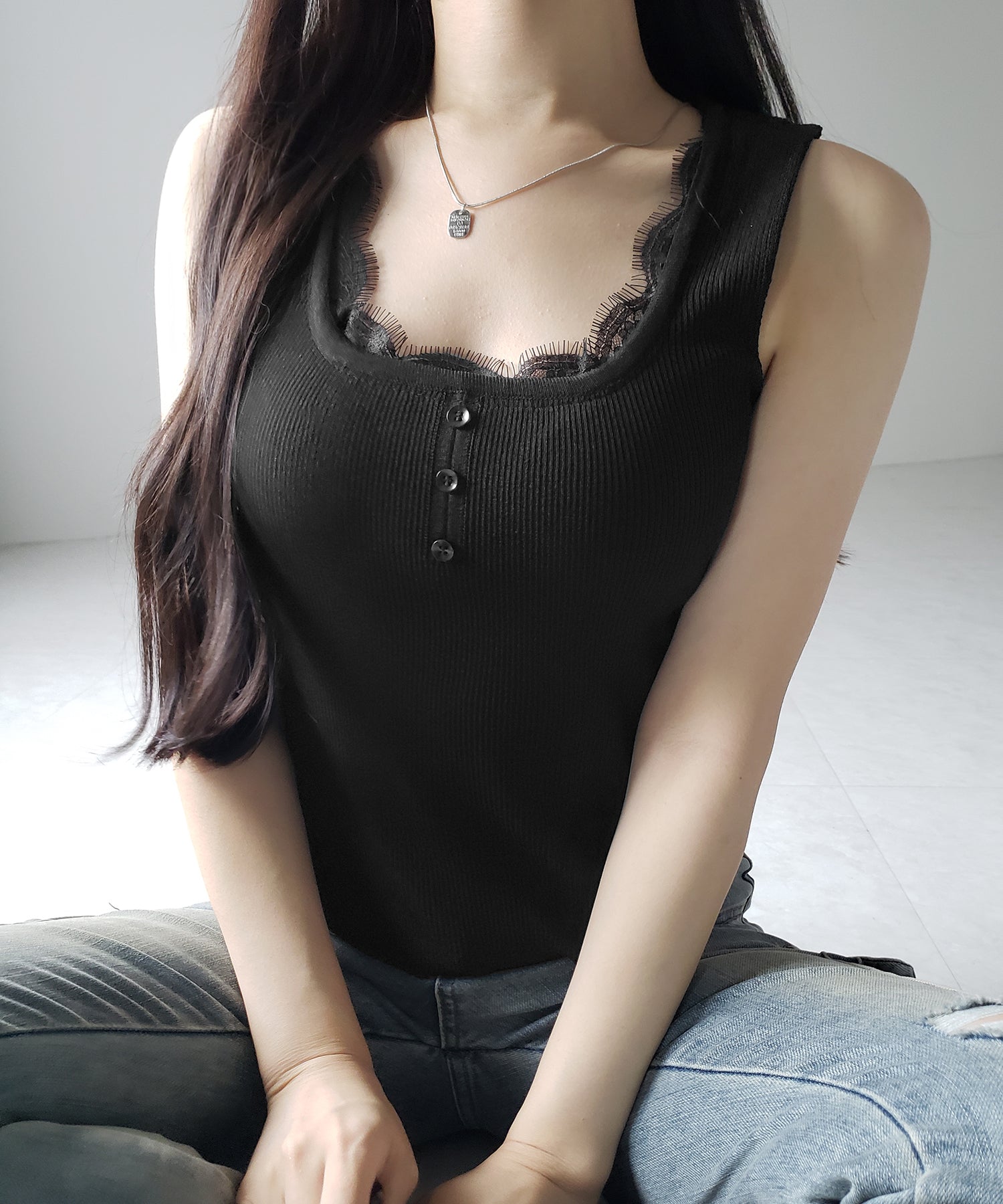 【 ２color 】スクエアネックレースニットタンクトップ ／square neck lace knit tank top