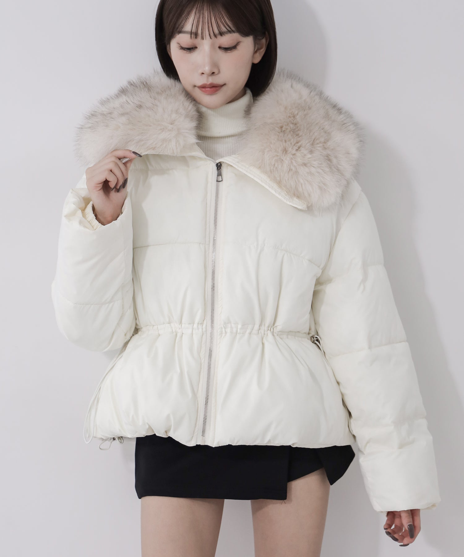 ファーカラーウエストマークミディダウンジャケット ／ fur collar waist-mark midi down jacket