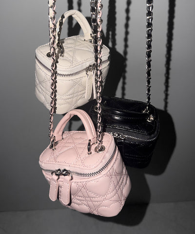 ハートキルティングミニバニティバッグ / heart quilted mini vanity bag