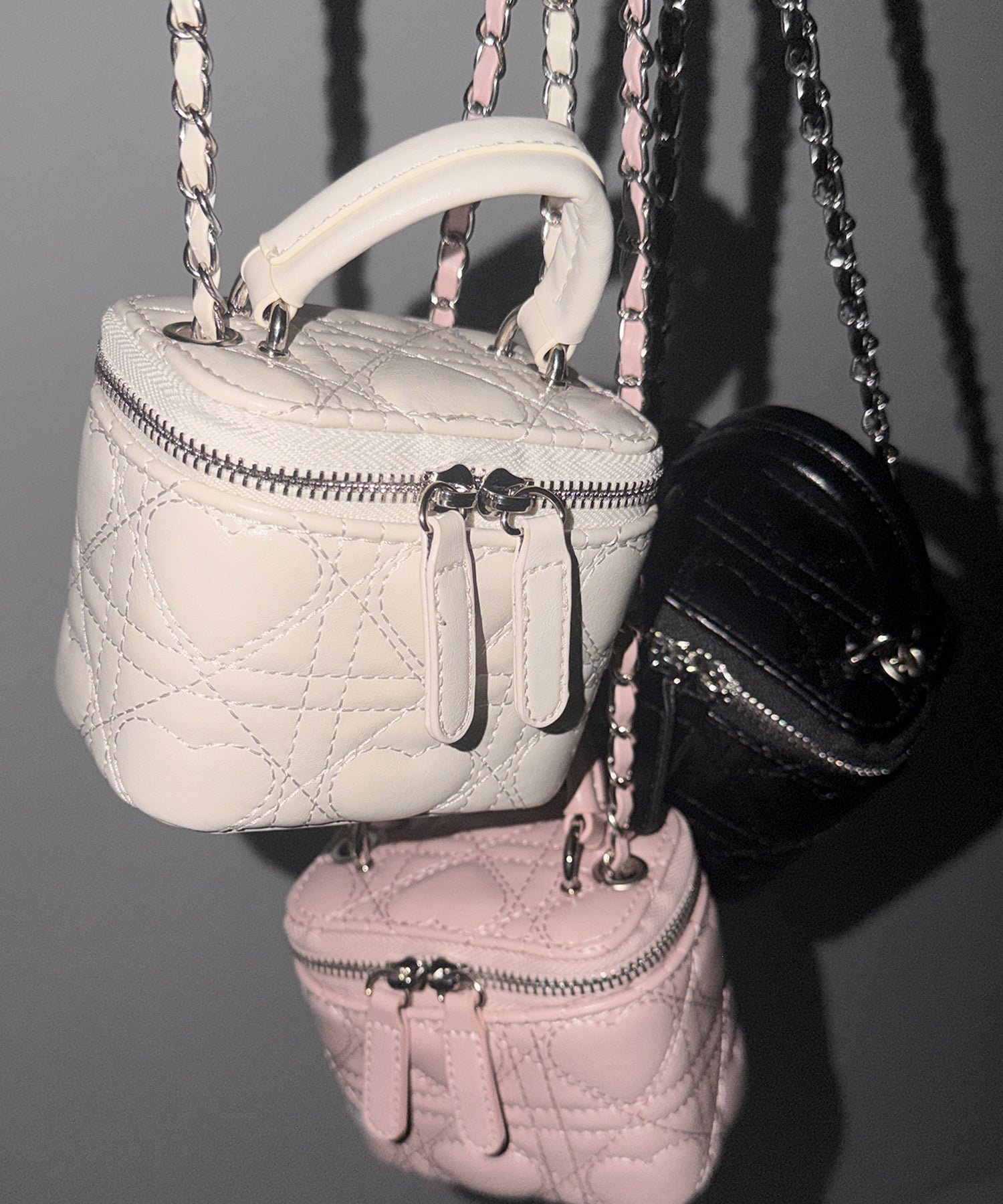 ハートキルティングミニバニティバッグ / heart quilted mini vanity bag