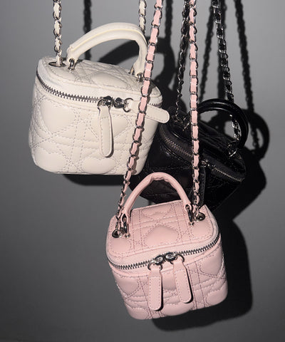 ハートキルティングミニバニティバッグ / heart quilted mini vanity bag