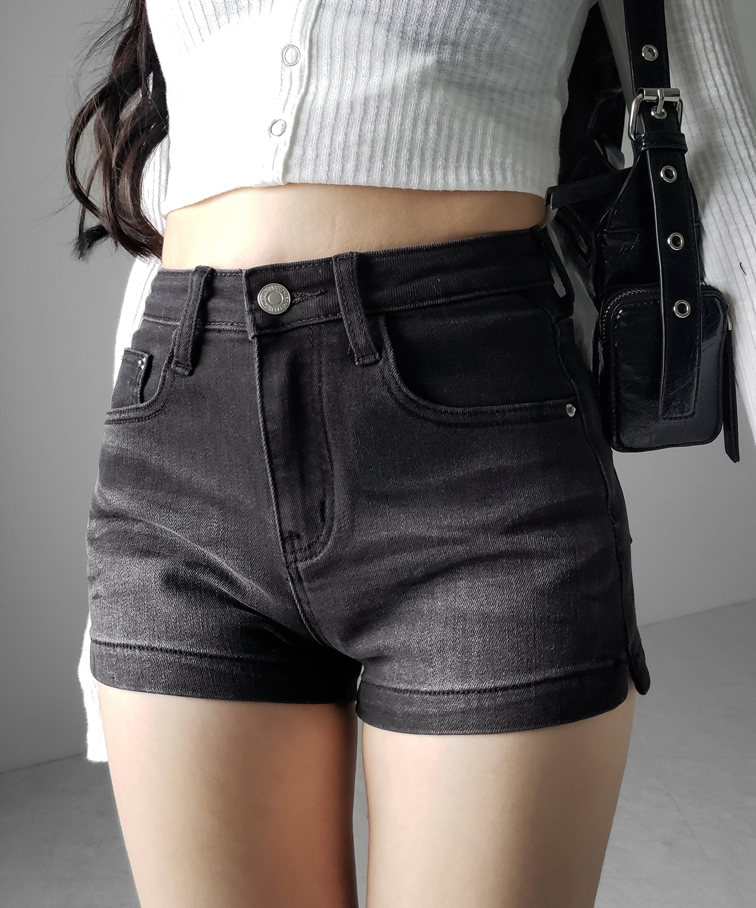 ハイウエストストレッチデニムタイトショートパンツ ／ high wast stretch denim tight short pants