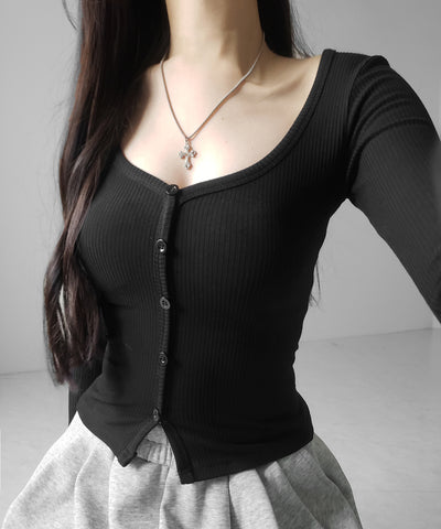 【 裏微起毛 】フロントボタンタイトリブカットソートップス ／ front button tight ribbed cutsew tops