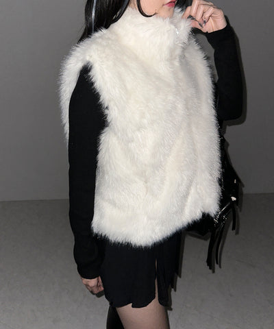 【 ポケット付 】スタンドネックジップアップフェイクファーベスト ／ stand neck zipup fake fur vest