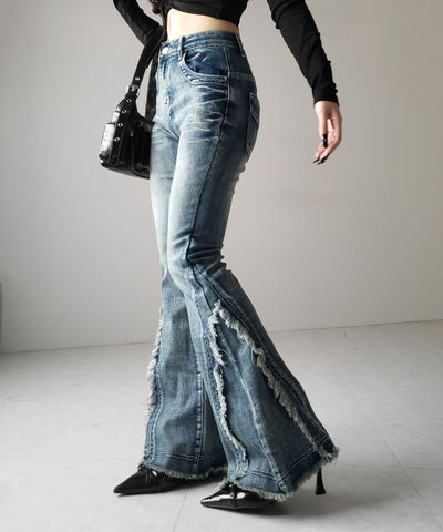 【 ２color ／ ４size 】ヴィンテージライクフリンジストレッチフレアデニム ／ Vintage-like fringe stretch flare denim