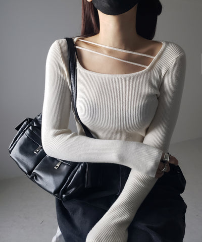 【 ３color 】２ストラップスクエアネックリブニット
