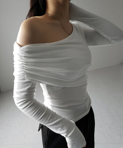 【 ２color ／ 裏起毛 】ワンショルダードレープギャザースリムトップス ／ One-shoulder draped gather slim tops