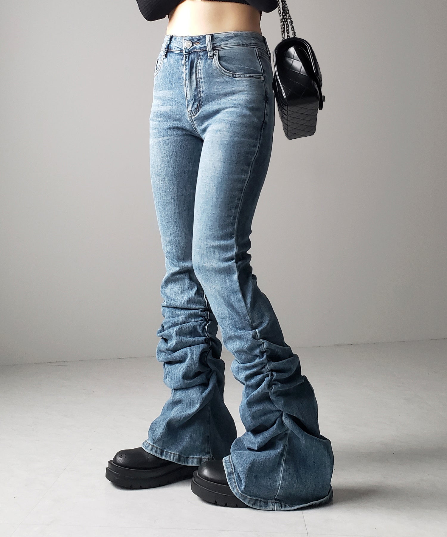 ヘムシャーリングギャザーストレッチフレアパンツ ／ Hem shirring gather stretch flare pants