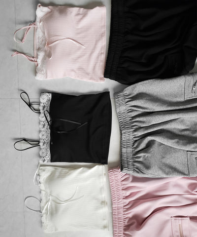 フロントリボンレースショートキャミソール ／ front ribbon lace short camisole