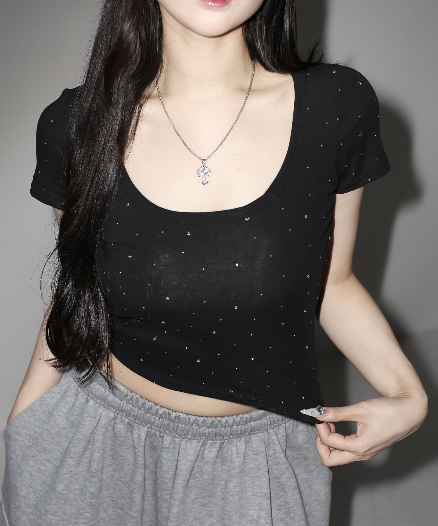 ラインストーンスクエアネックタイトＴシャツ ／Rhinestone square neck tight T-shirt
