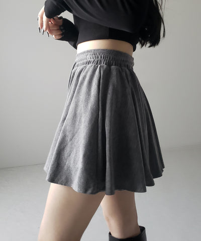 【 ３color ／インナーパンツ裏地付 】ハイウエストカットフレアミニスカート ／ High waist cut flare mini skirt