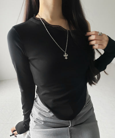 【 ２color 】ワンショルダーレースポイントスリムカットソートップス ／ one shoulder lace point slim cutsew tops
