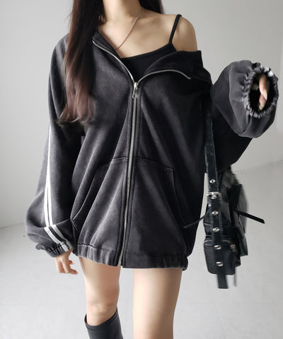 ピグメントヴィンテージ加工サイドラインジップアップパーカー ／ Pigment vintage side line zip-up hoodie
