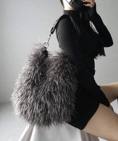 【 ショルダーストラップ付き２WAY 】バイカラーシャギーファーショルダーバッグ ／ bicolor shaggy fur shoulder bag