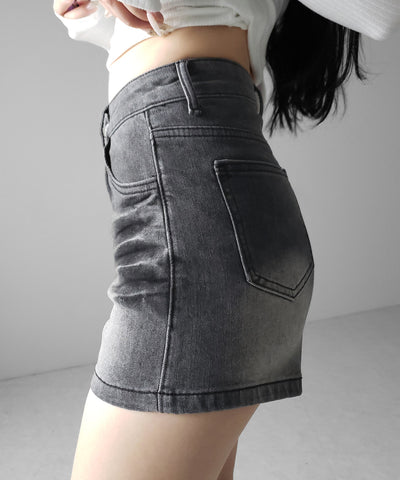 ハイウエストタイトデニムショートパンツ ／ high waist tight short pants