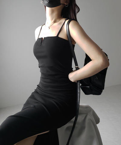 【 パッド付き 】バックストラップサイドシャーリングスリットロングキャミワンピース ／ back strap side shirring slit long cami onepiece