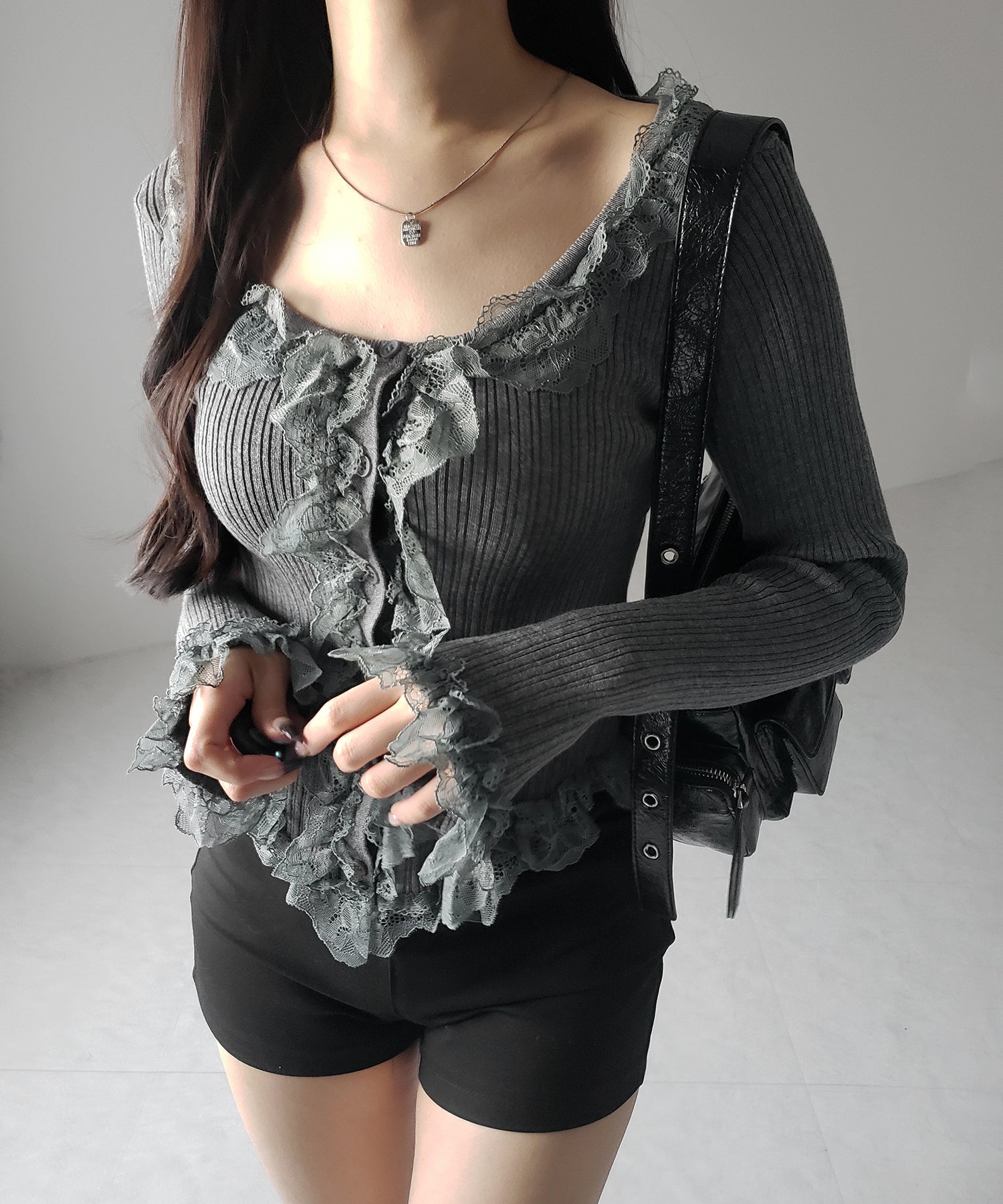 【 ３color 】レースフリルドッキングリブニットカーディガン ／ lace frill docking rib knit cardigan