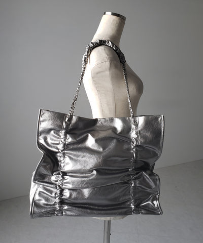 【 ３color ／ A4収納可 】ダブルシャーリングフェイクレザースクエアチェーンバッグ ／ double shirring fake leather square chain bag