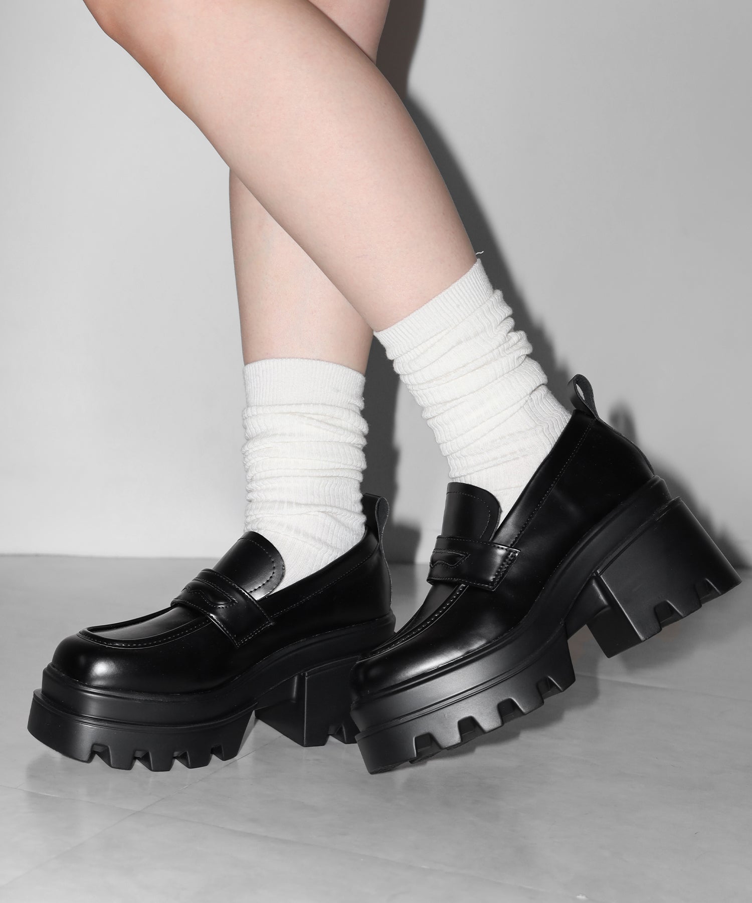 厚底チャンキーヒールコインローファー／platform chunky heel coin
