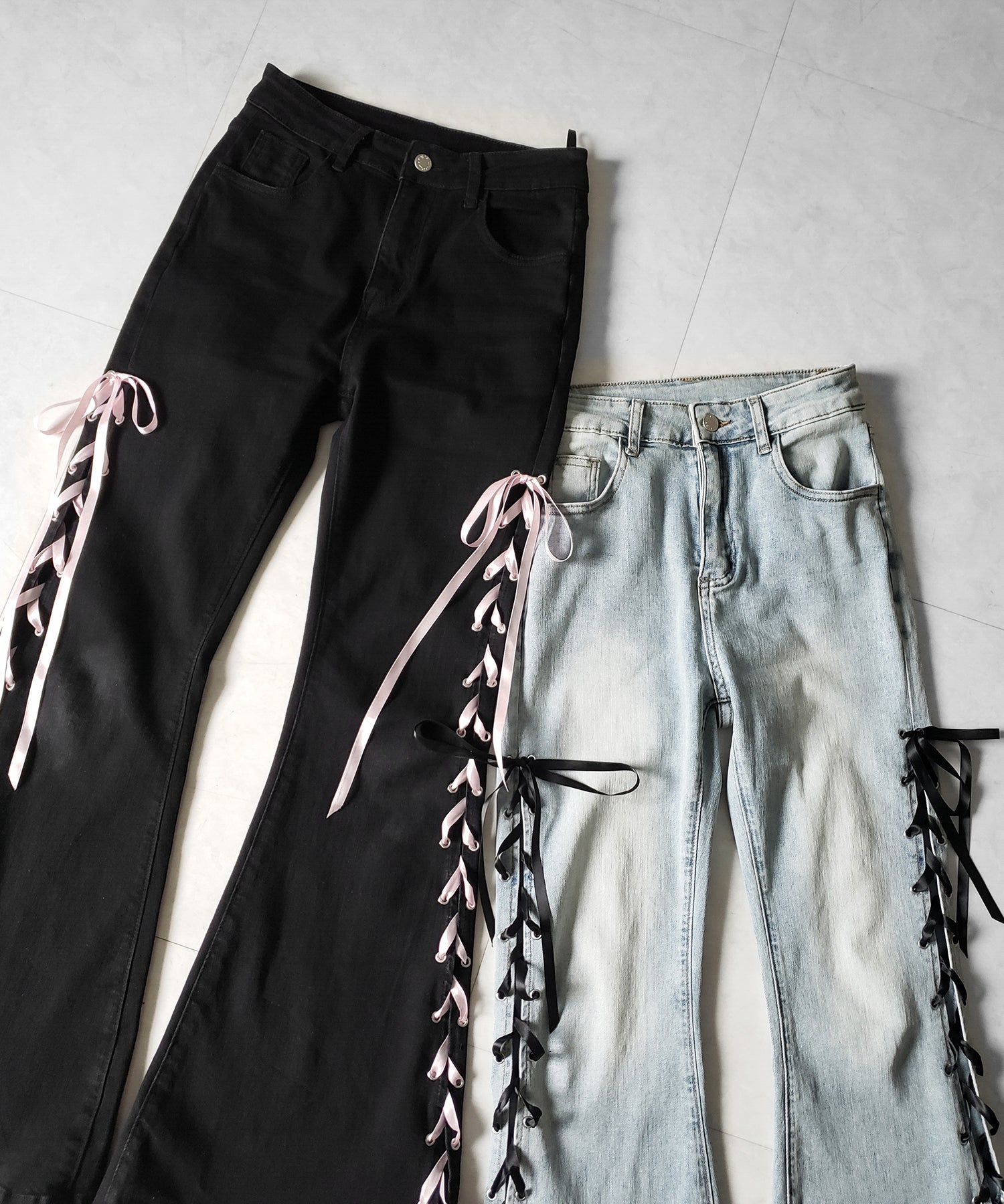 サテンリボンレースアップカットアウトストレッチフレアデニム ／ satin ribbon laceup cutout stretch flare denim