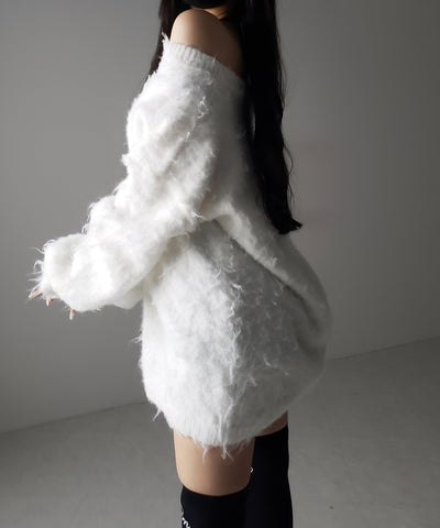 ストラップリボンオフショルオーバーシャギーニット ／ strap ribbon off shoulder over shaggy knit