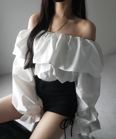 【 ２color 】オフショルダーフリルショートブラウス ／off shoulder frill short blouse