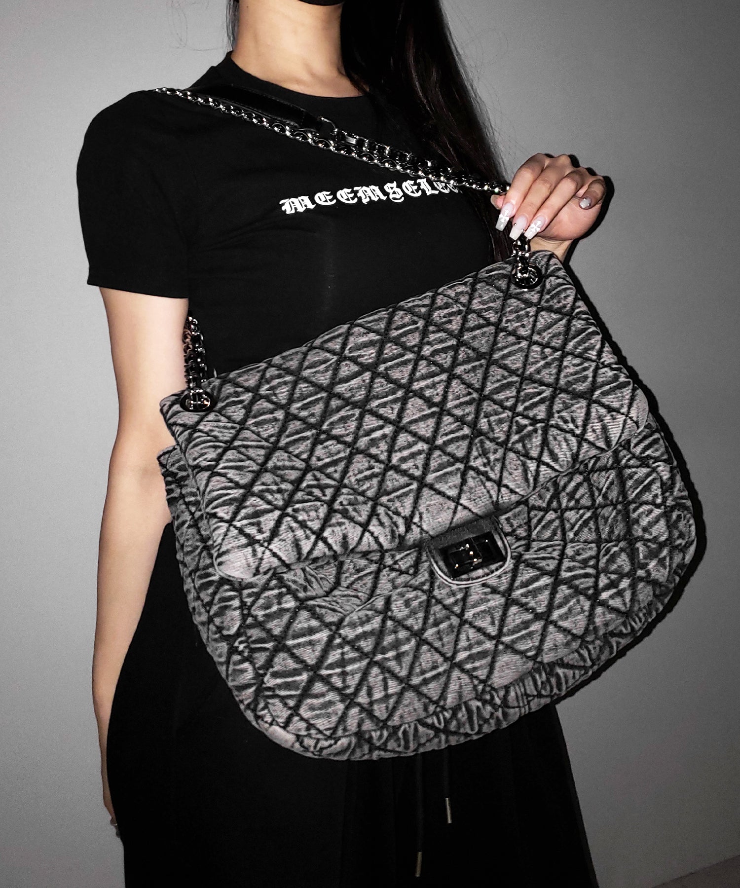 ヴィンテージブラックデニムキルティングショルダーバッグ ／ vintage black denim quilting shoulder bag