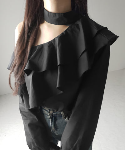 【 ２color 】チョーカーフリルワンショルダーブラウス ／ choker frill one shoulder blouse