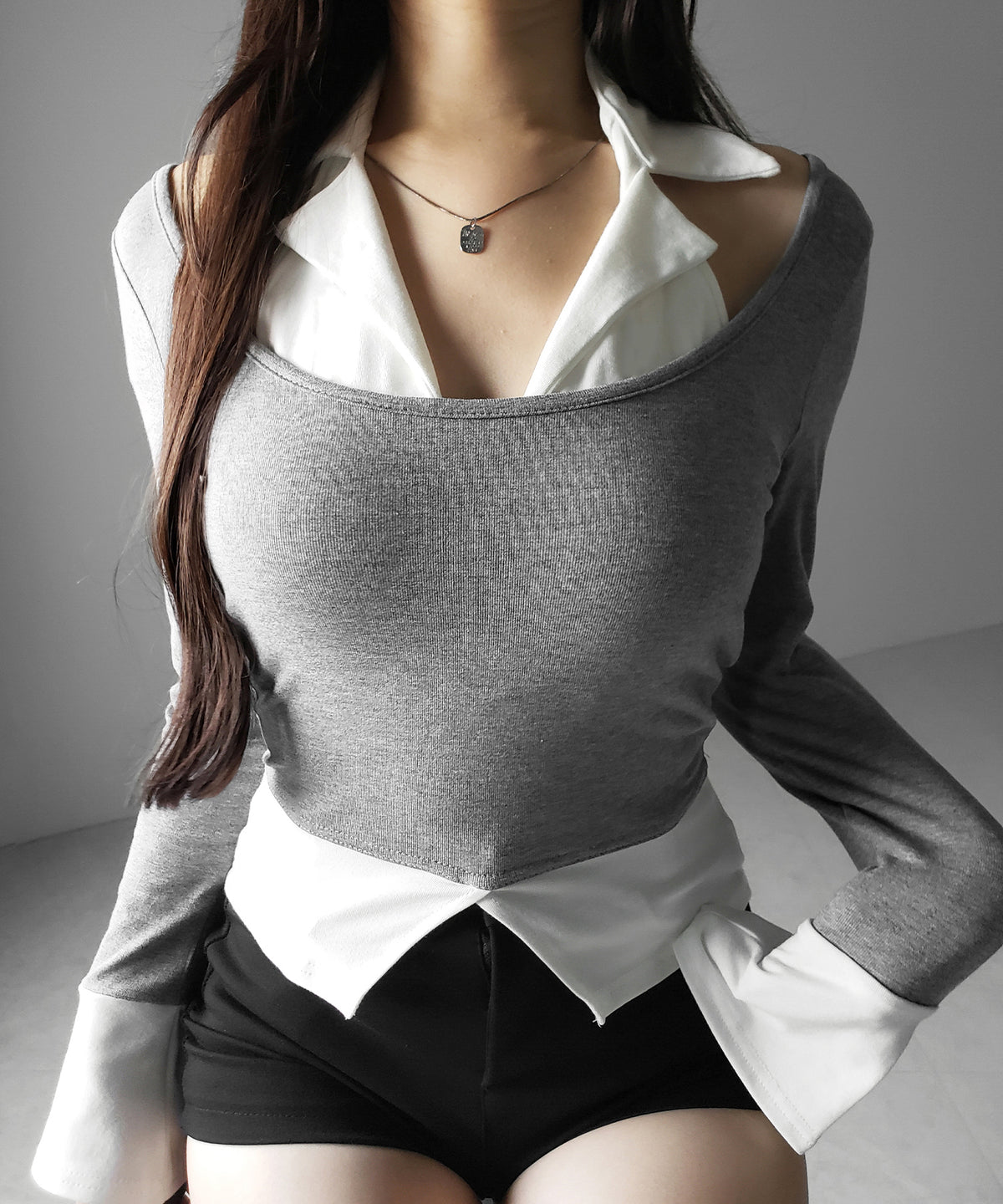 カットアウトフェイクレイヤード長袖Ｔシャツ ／ shirts like cutout fake layered long sleeve T-Shirt